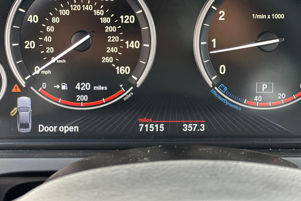 Thumbnail: 2013 BMW 7 Series - 31