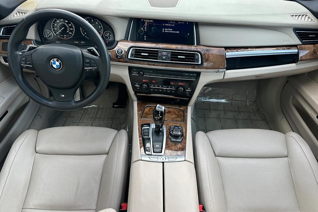 Thumbnail: 2013 BMW 7 Series - 2