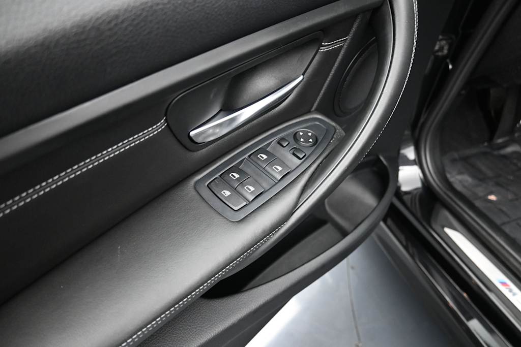 Thumbnail: 2015 BMW M3 - 18
