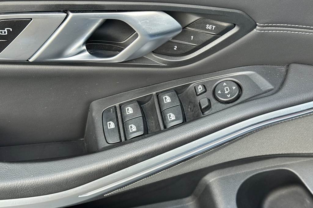 Thumbnail: 2023 BMW M3 - 21