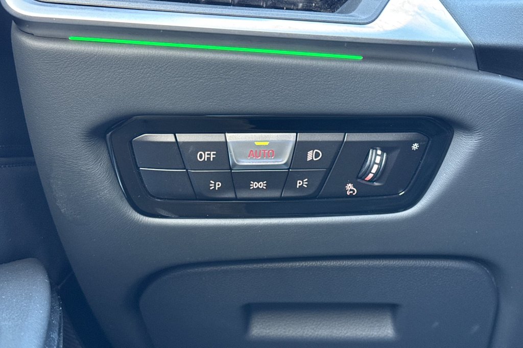 Thumbnail: 2023 BMW M3 - 33