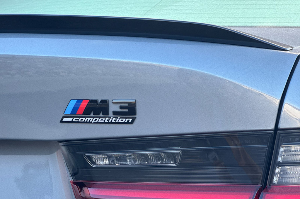 Thumbnail: 2023 BMW M3 - 34