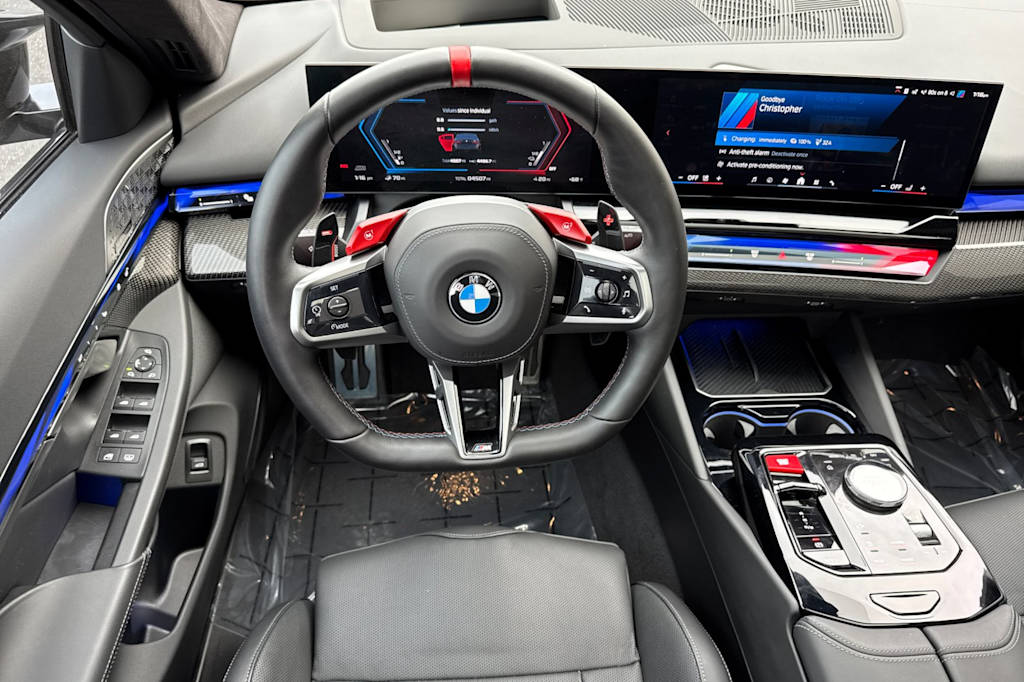 Thumbnail: 2025 BMW M5 - 11