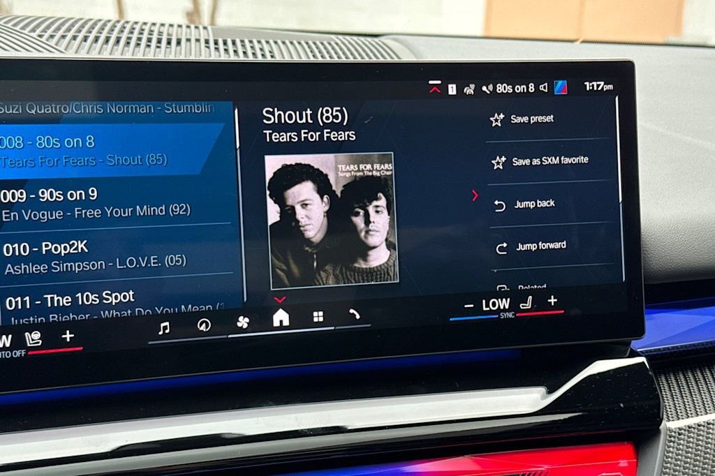 Thumbnail: 2025 BMW M5 - 13