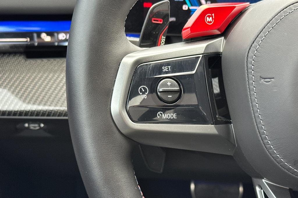 Thumbnail: 2025 BMW M5 - 30