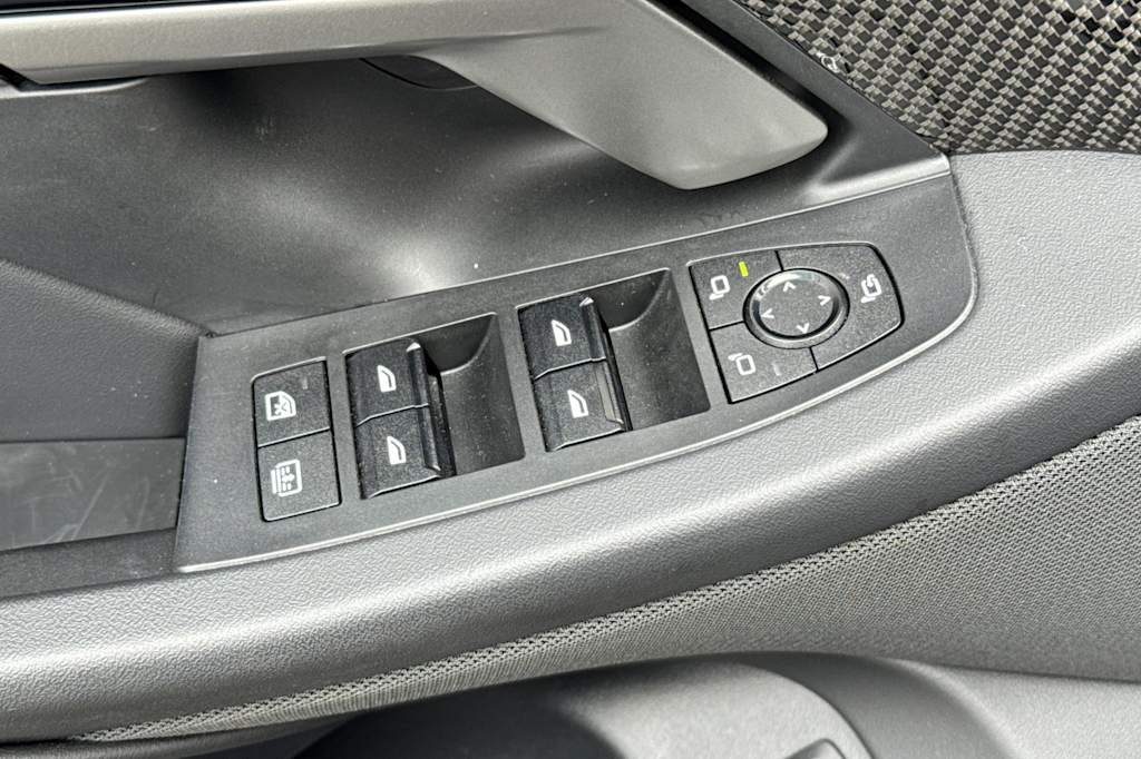 Thumbnail: 2025 BMW M5 - 21