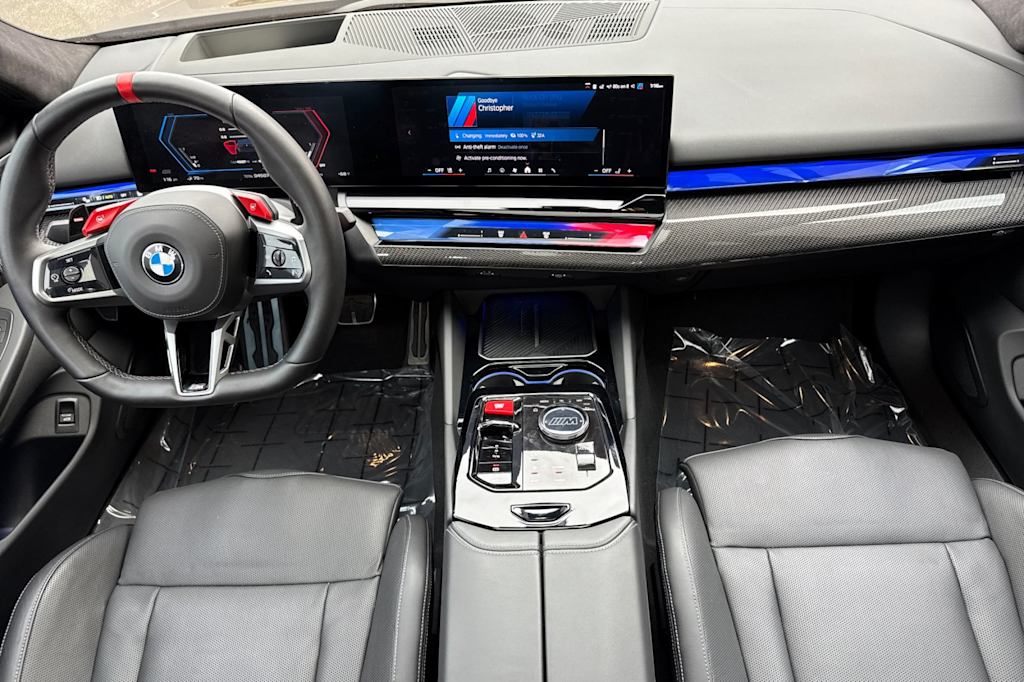 Thumbnail: 2025 BMW M5 - 2