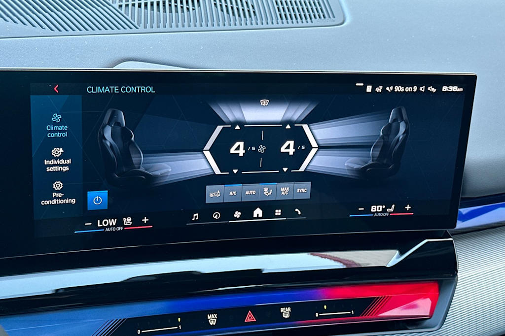 Thumbnail: 2025 BMW M5 - 26