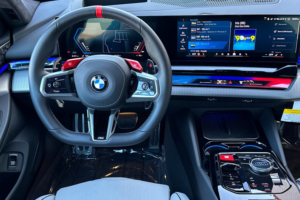 Thumbnail: 2025 BMW M5 - 13