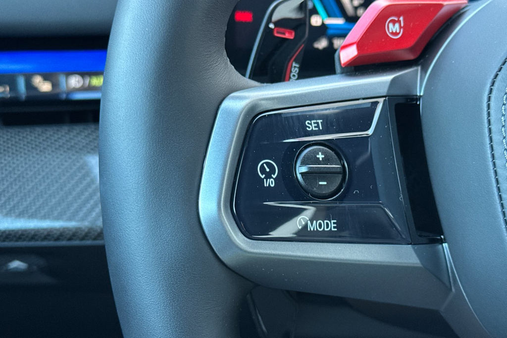 Thumbnail: 2025 BMW M5 - 30