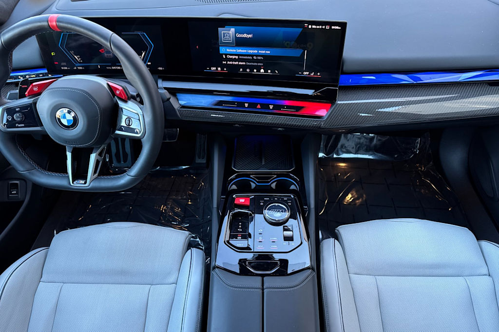 Thumbnail: 2025 BMW M5 - 2