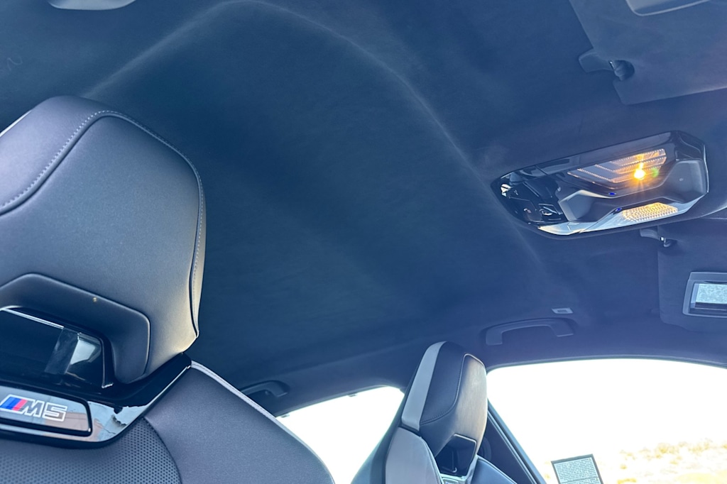 Thumbnail: 2025 BMW M5 - 23