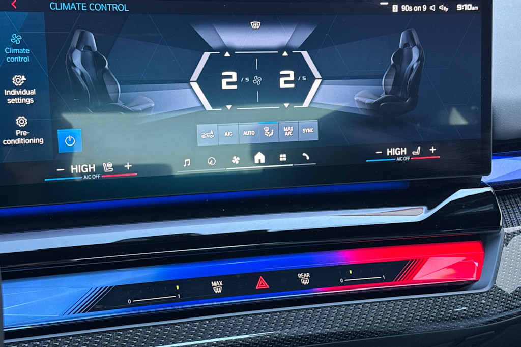 Thumbnail: 2025 BMW M5 - 27