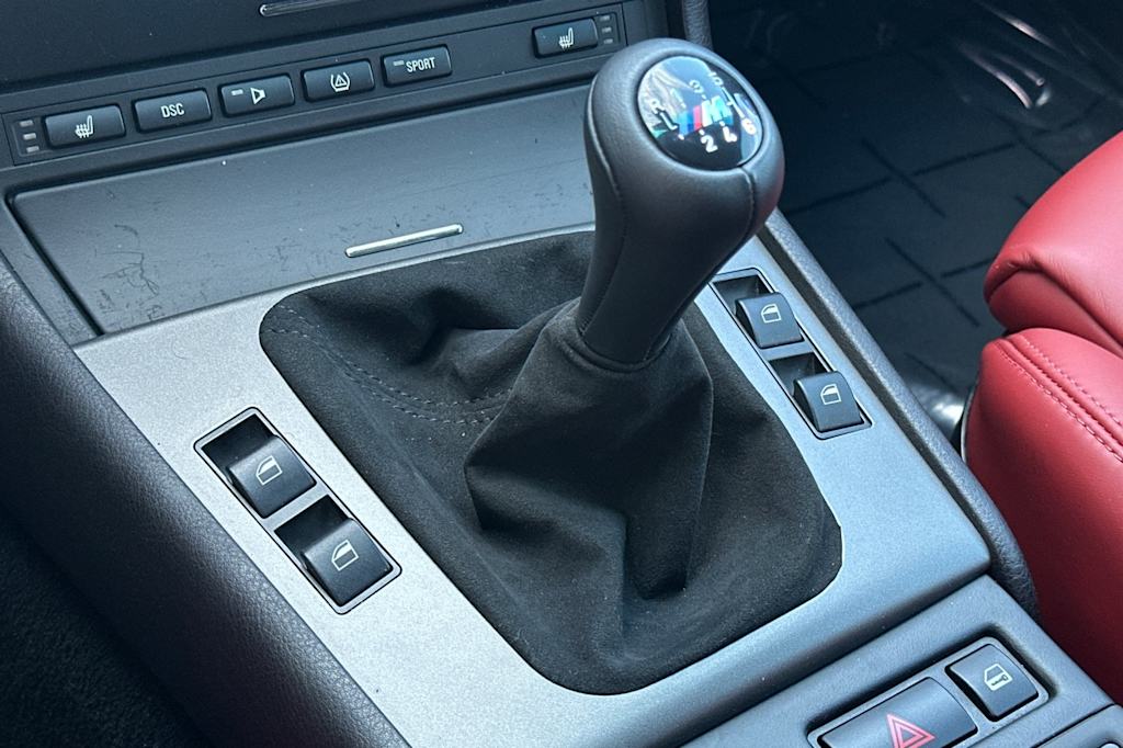 Thumbnail: 2004 BMW M3 - 11