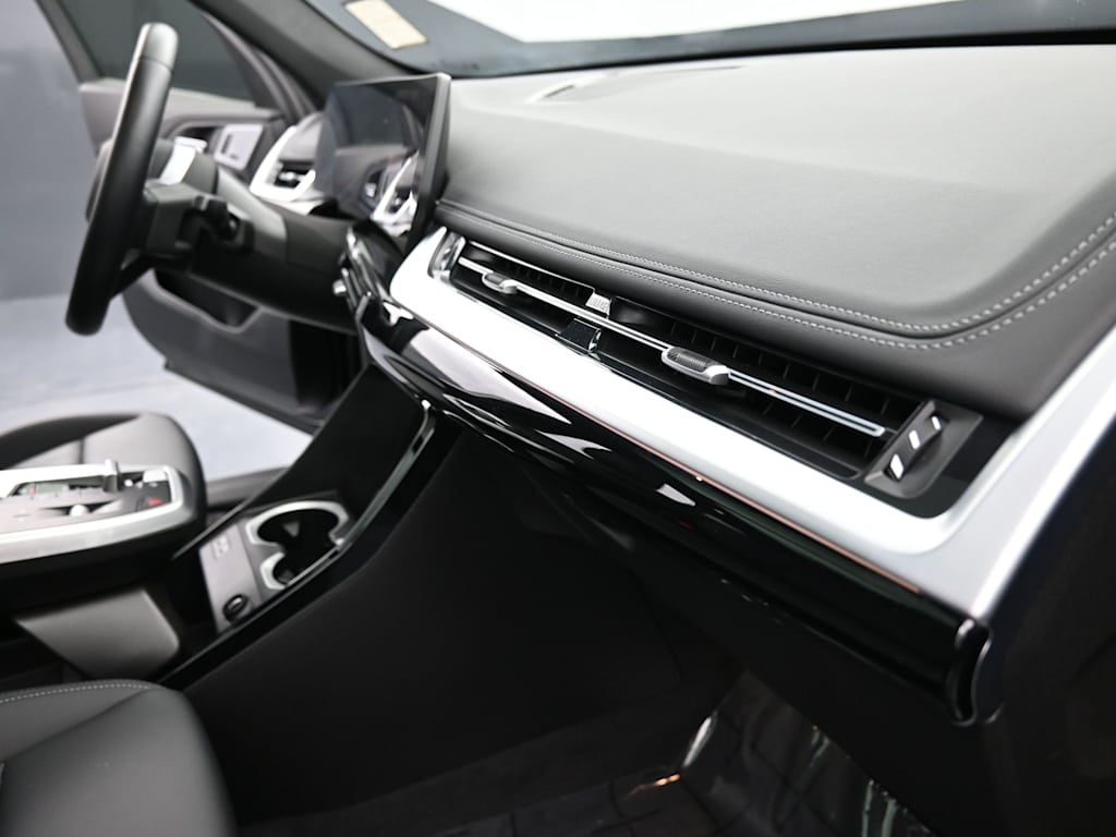 Thumbnail: 2025 BMW X1 - 7