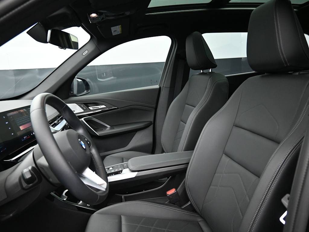 Thumbnail: 2025 BMW X1 - 8