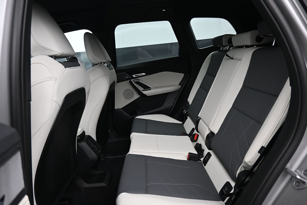Thumbnail: 2026 BMW X1 - 8