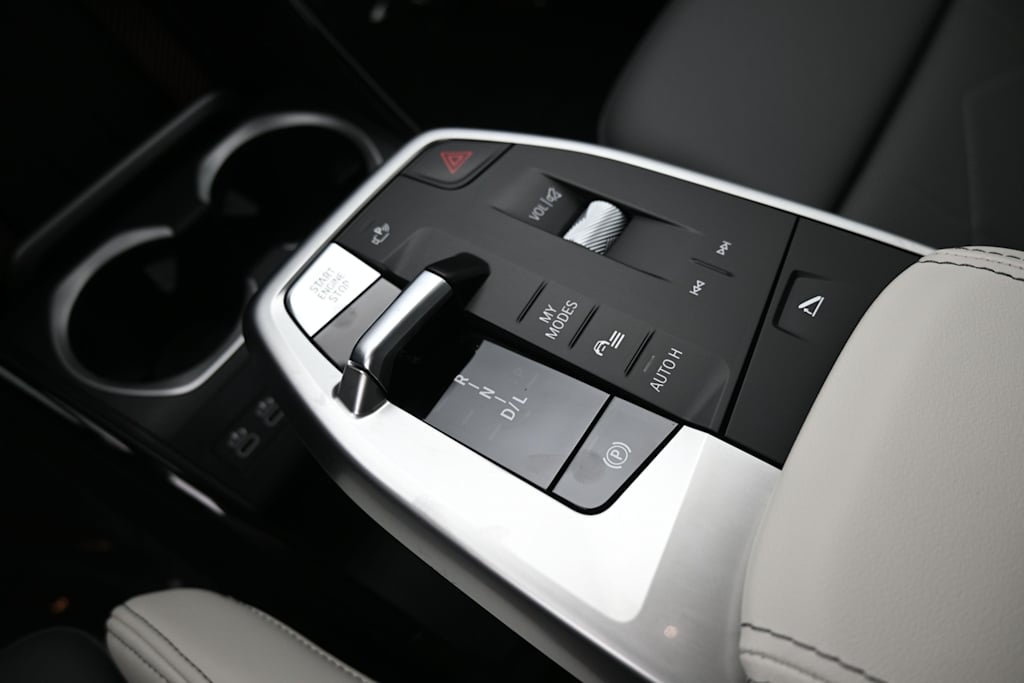 Thumbnail: 2026 BMW X1 - 9