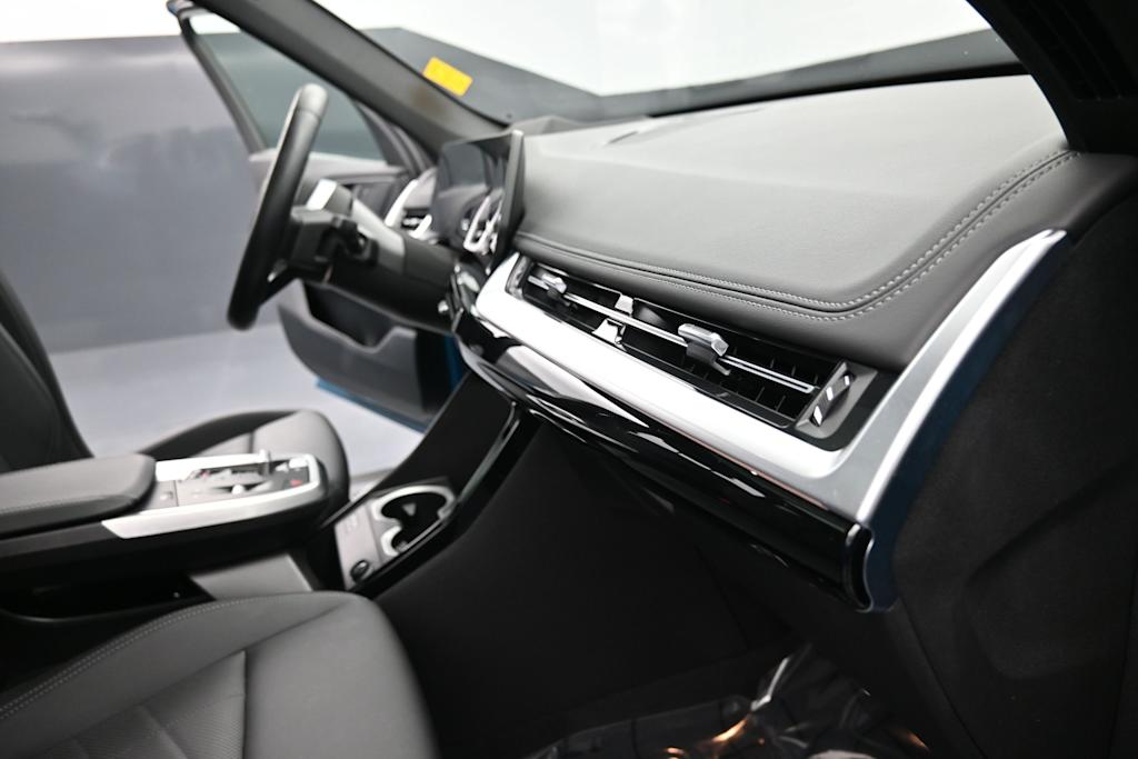 Thumbnail: 2025 BMW X1 - 7