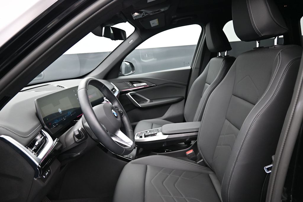Thumbnail: 2026 BMW X1 - 8