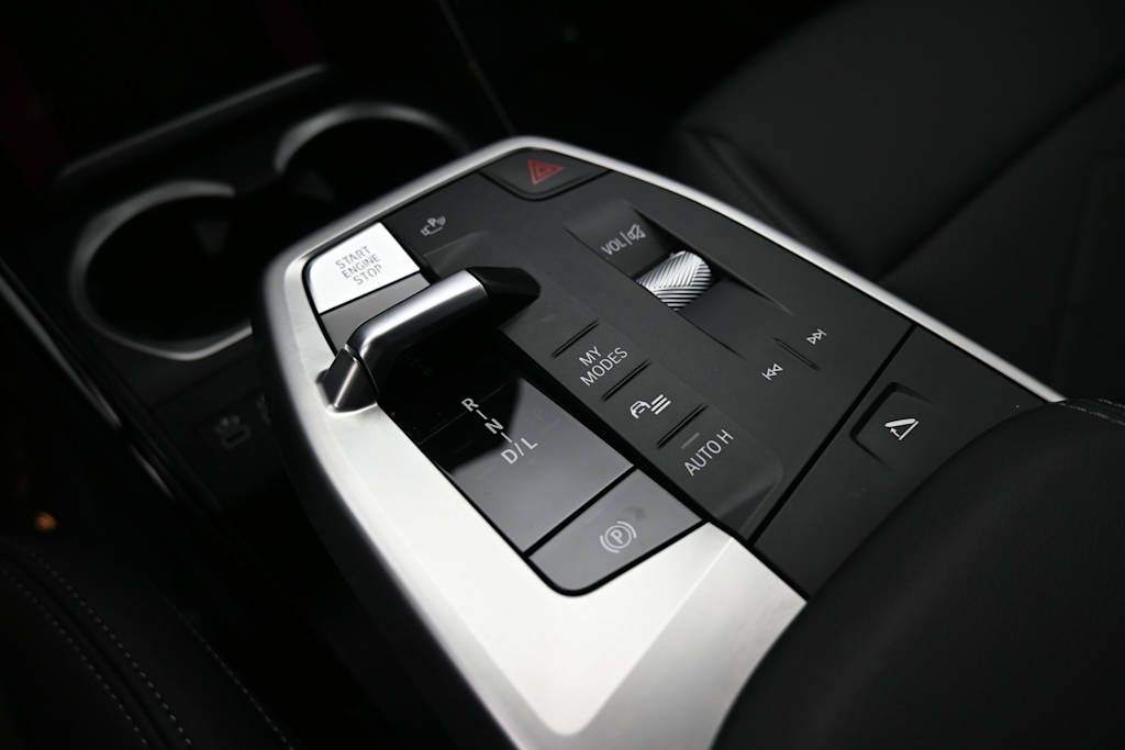 Thumbnail: 2026 BMW X1 - 10