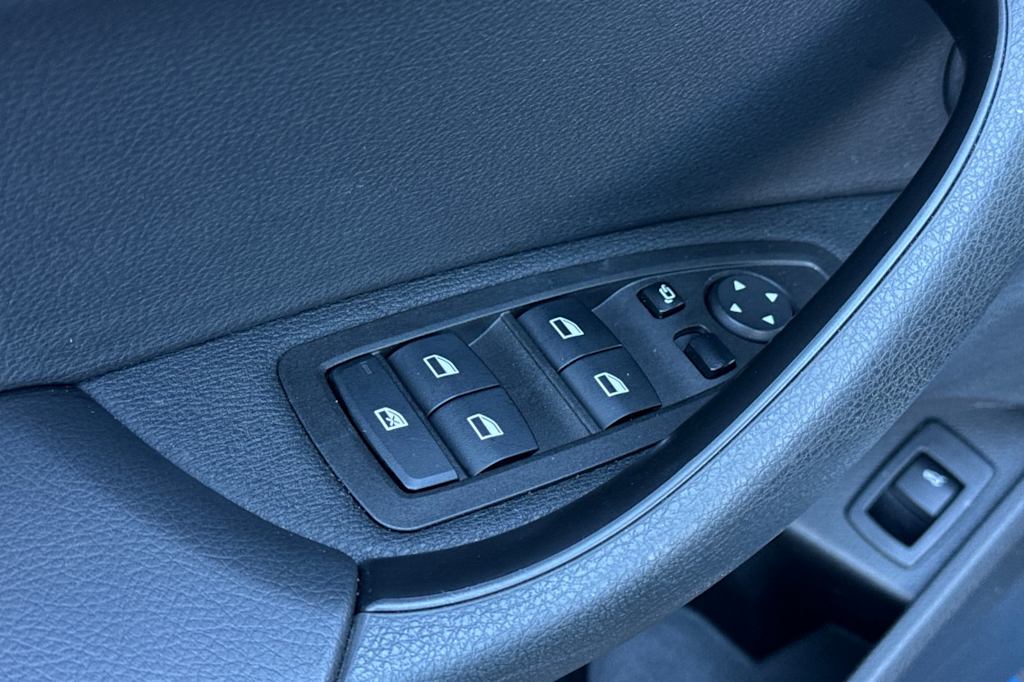 Thumbnail: 2018 BMW X2 - 21