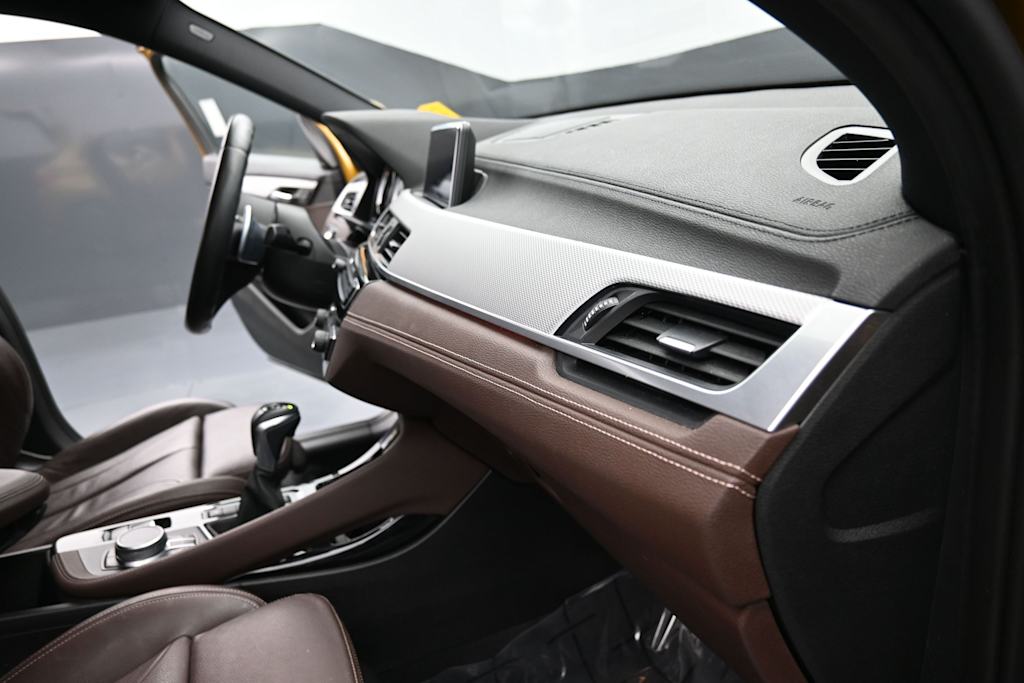 Thumbnail: 2018 BMW X2 - 6