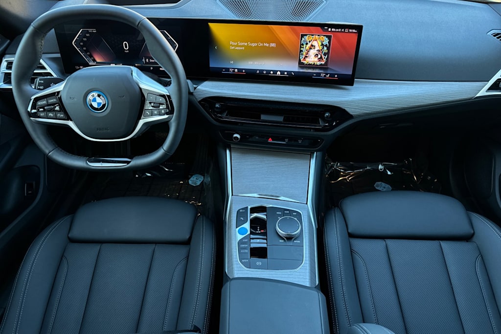 Thumbnail: 2025 BMW i4 - 2