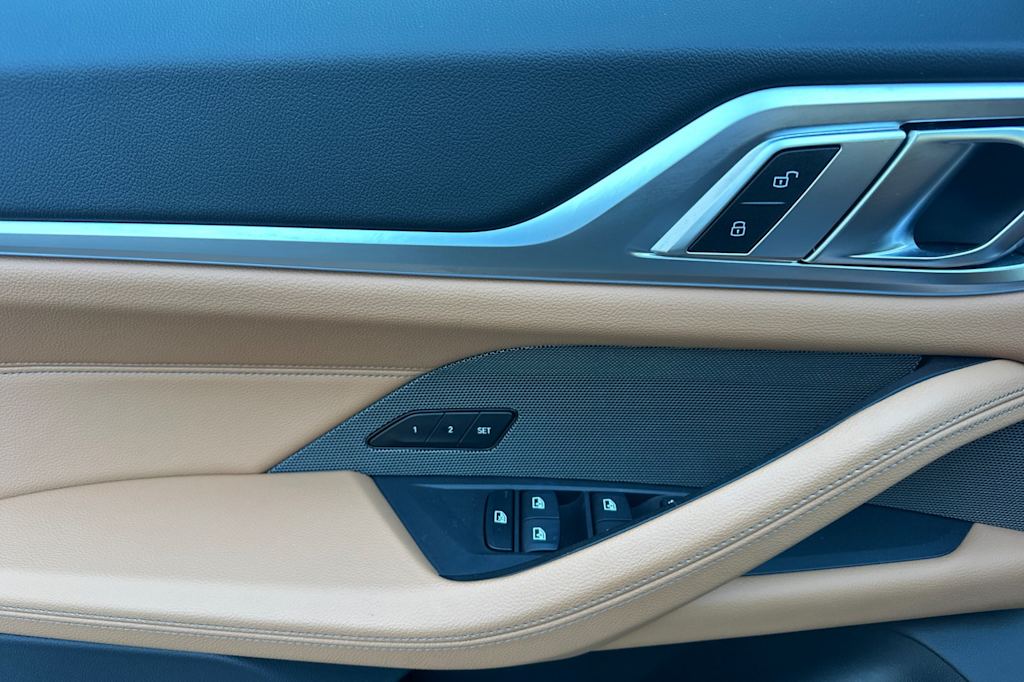 Thumbnail: 2025 BMW i4 - 20