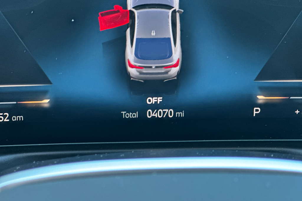 Thumbnail: 2025 BMW i4 - 31