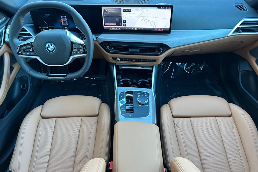 Thumbnail: 2025 BMW i4 - 2