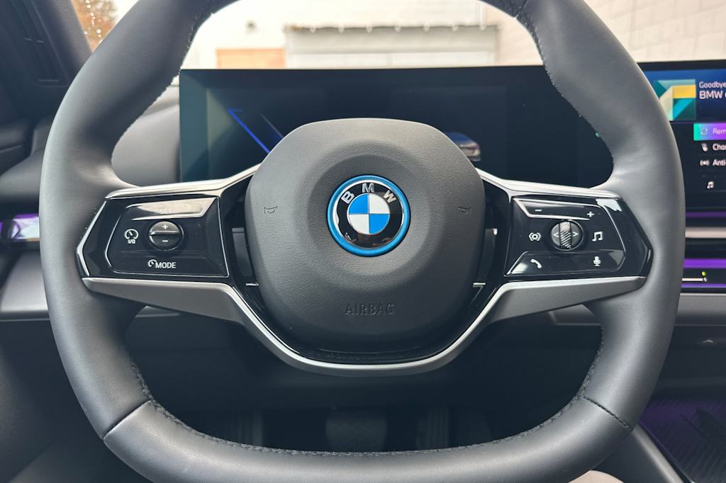 Thumbnail: 2024 BMW i5 - 13