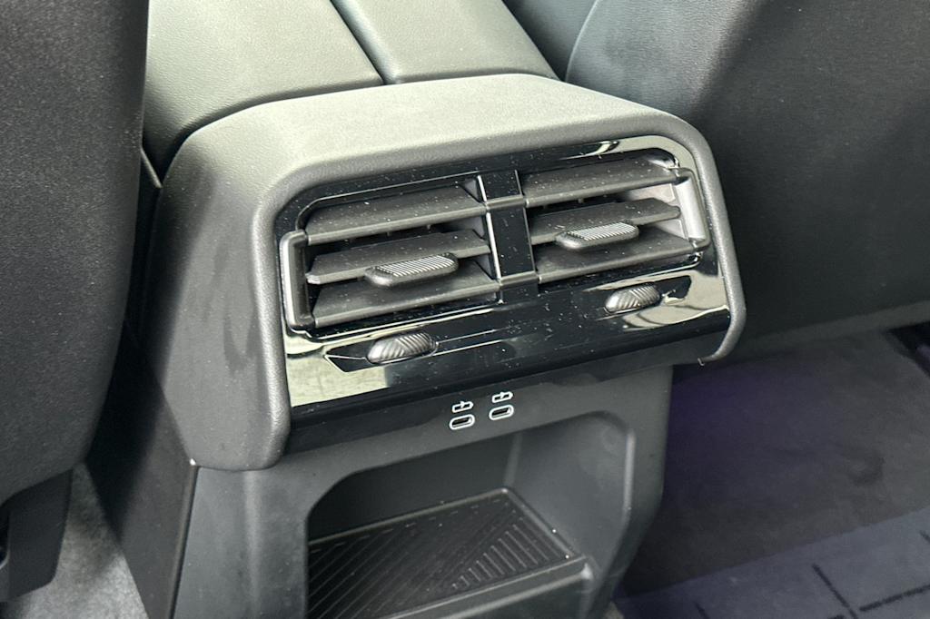 Thumbnail: 2024 BMW i5 - 23