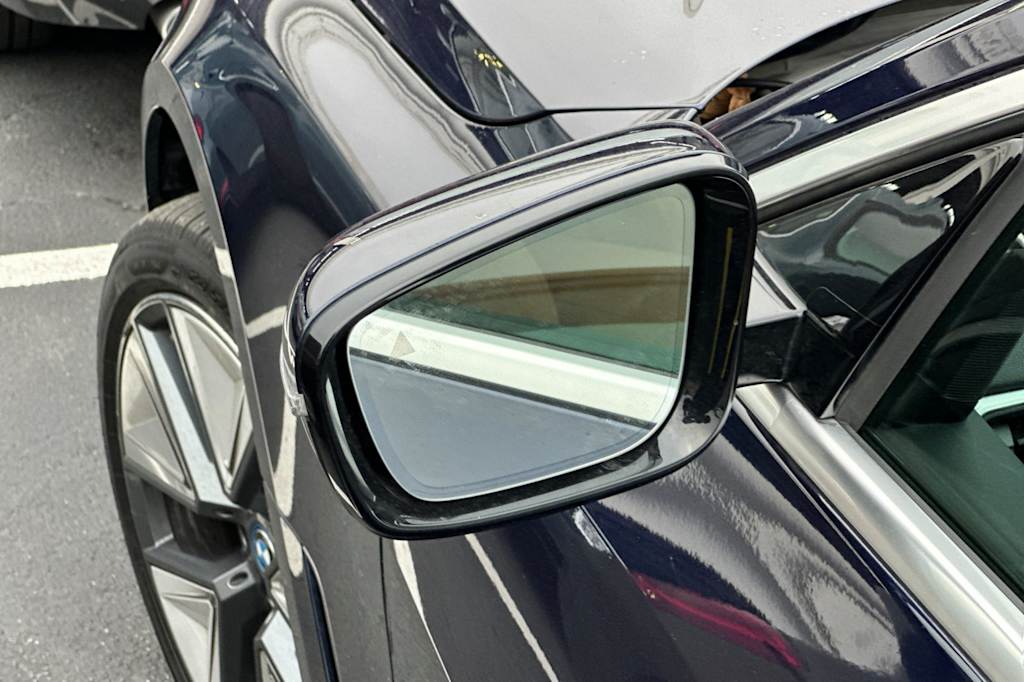Thumbnail: 2023 BMW i4 - 7