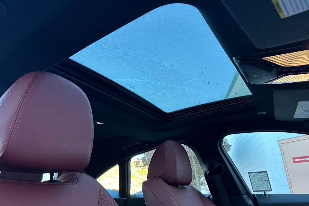 Thumbnail: 2023 BMW i4 - 23