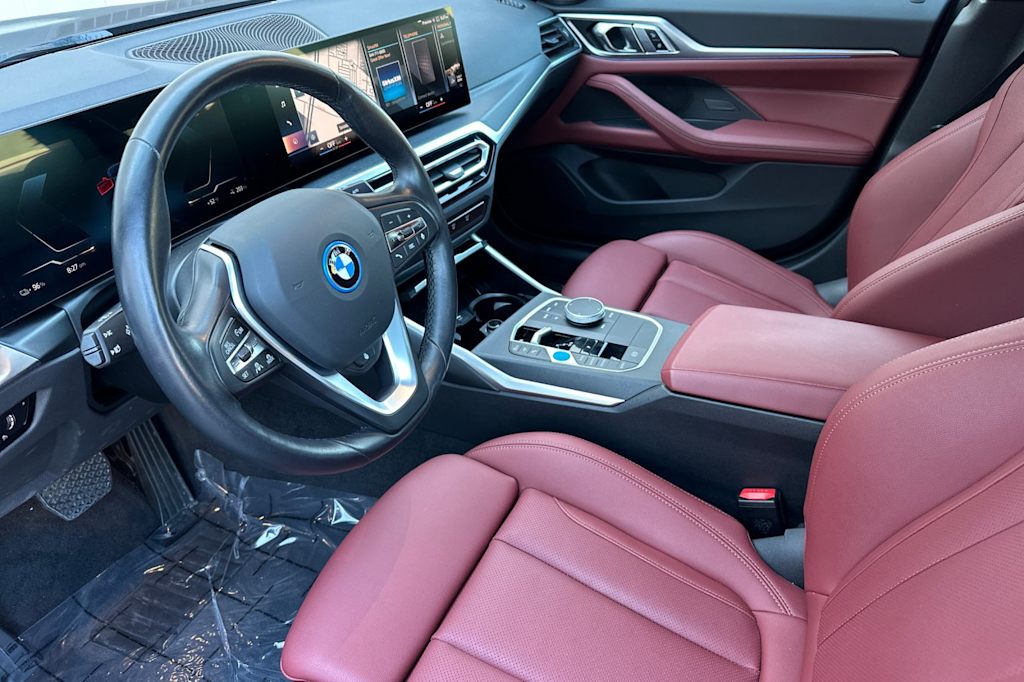 Thumbnail: 2023 BMW i4 - 9