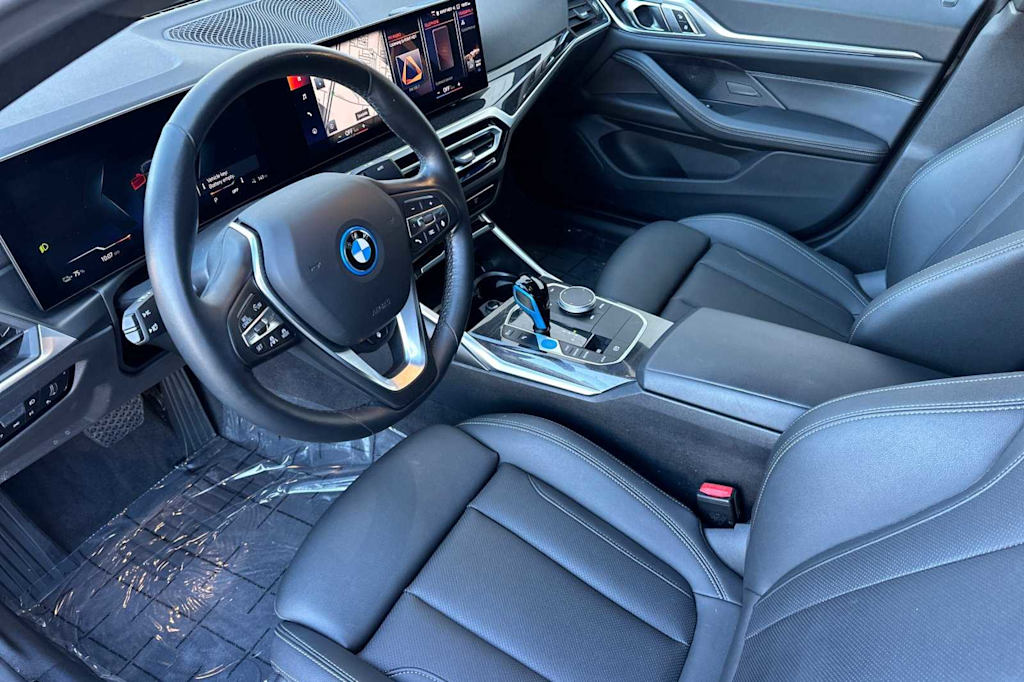 2023 BMW i4 eDrive35 9