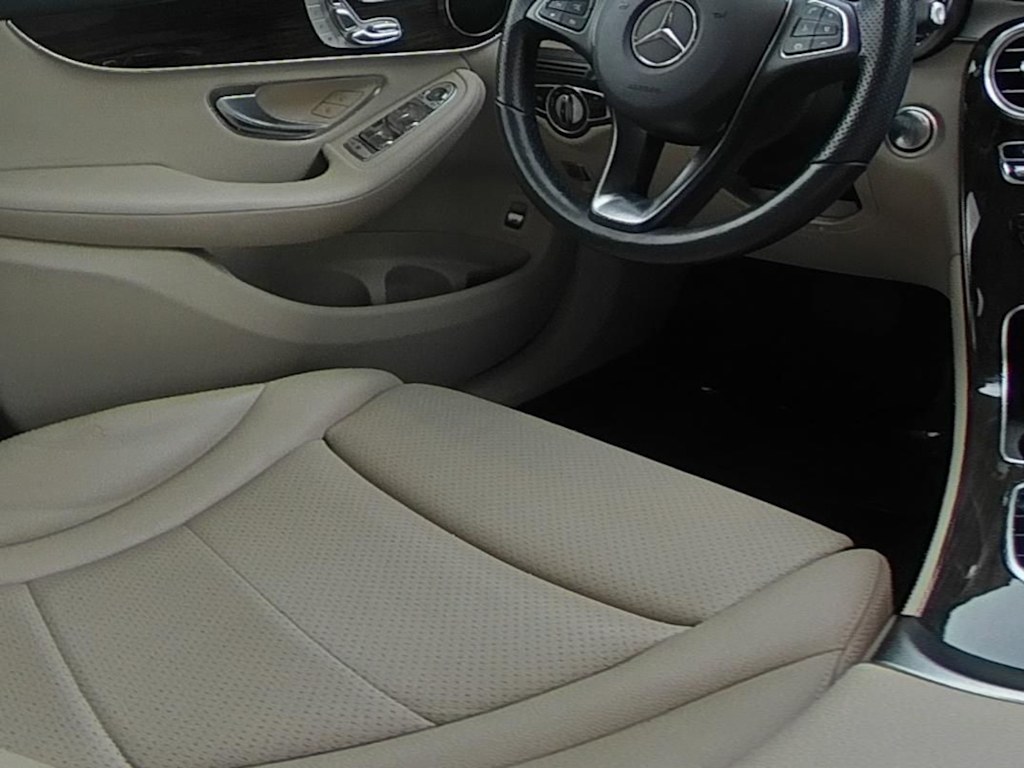 Thumbnail: 2019 Mercedes-Benz GLC - 29