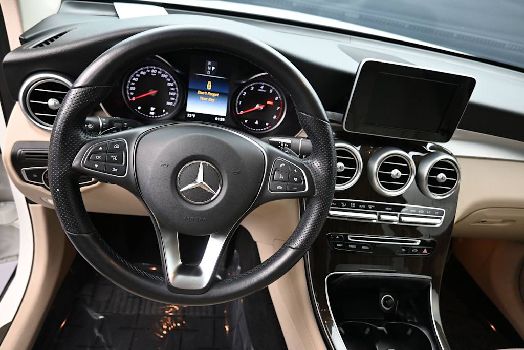 Thumbnail: 2019 Mercedes-Benz GLC - 2
