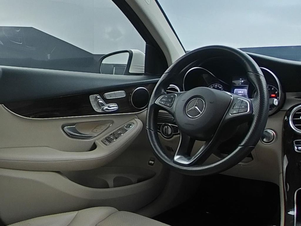Thumbnail: 2019 Mercedes-Benz GLC - 8