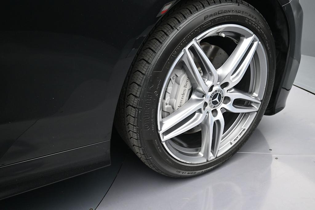 Thumbnail: 2020 Mercedes-Benz E-Class - 7