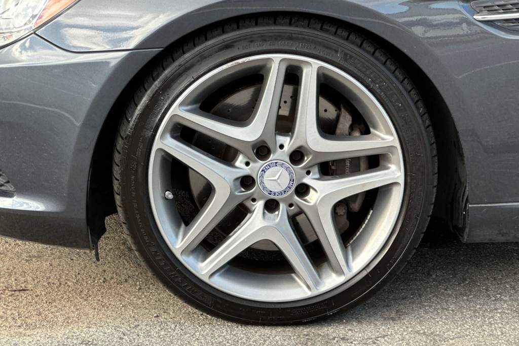 Thumbnail: 2014 Mercedes-Benz SLK - 7