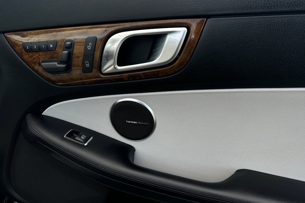 Thumbnail: 2014 Mercedes-Benz SLK - 20