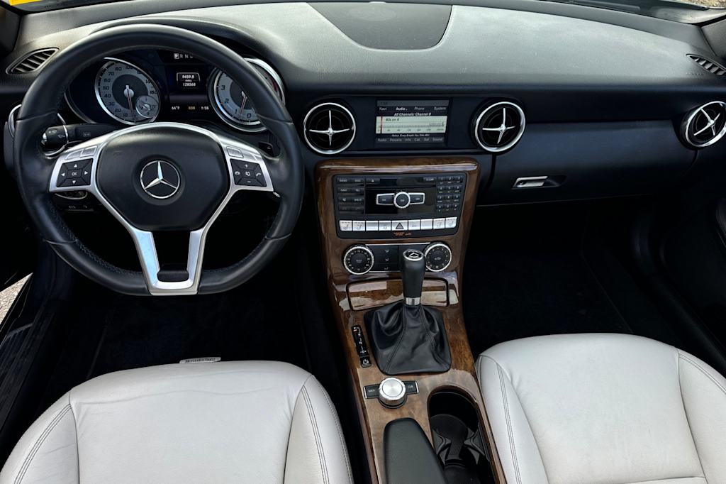 Thumbnail: 2014 Mercedes-Benz SLK - 2