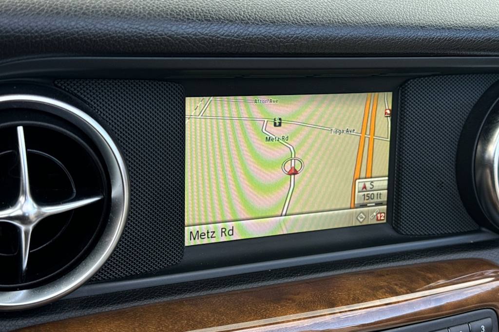 Thumbnail: 2014 Mercedes-Benz SLK - 22