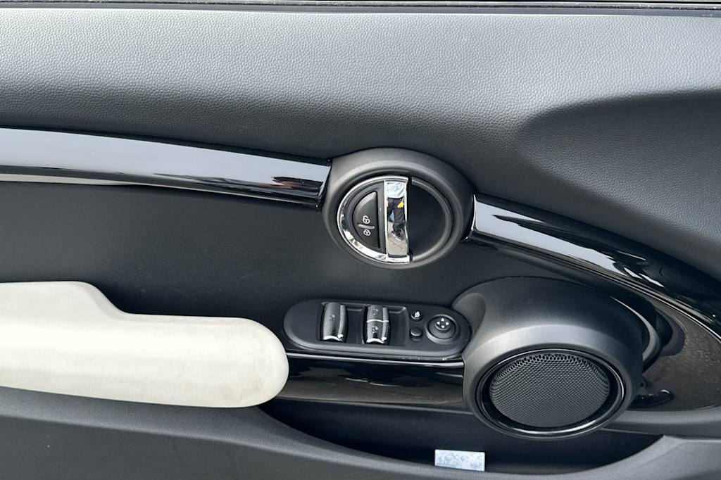 Thumbnail: 2024 MINI Cooper - 19