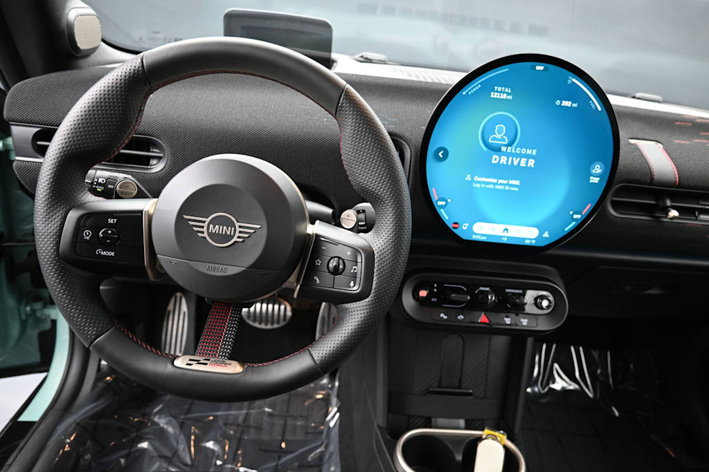 Thumbnail: 2025 MINI Cooper - 2