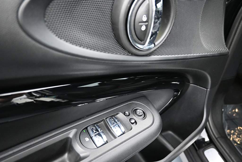 Thumbnail: 2024 MINI Cooper Clubman - 16