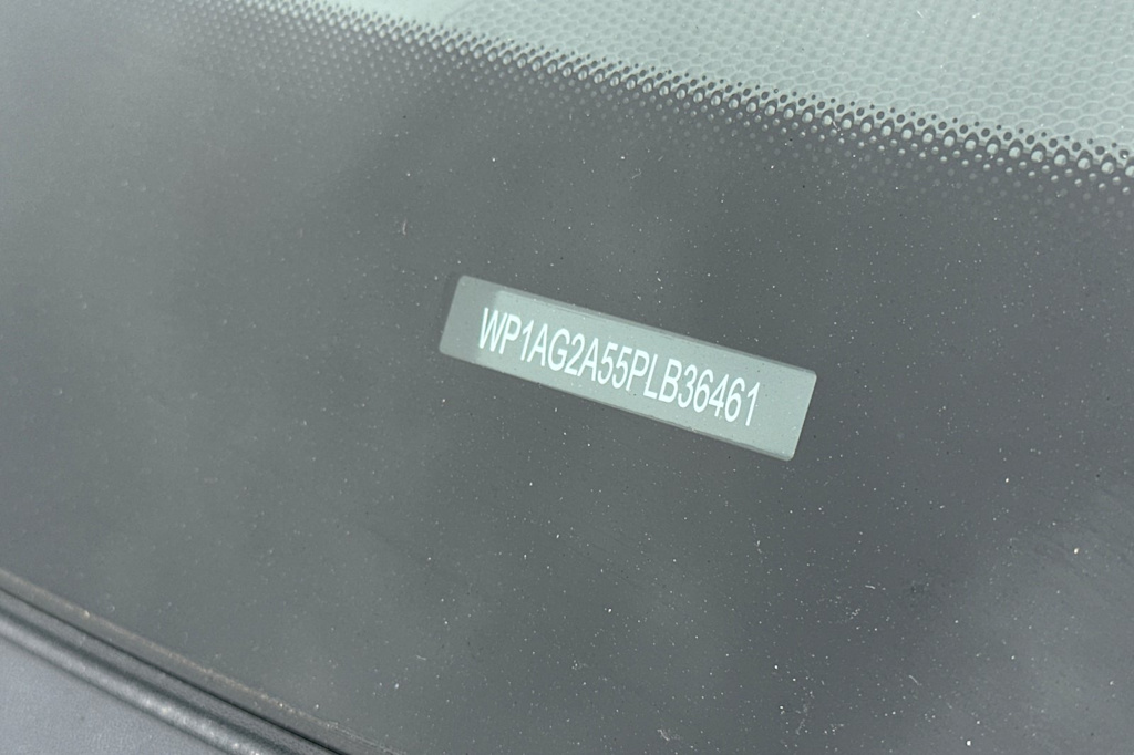 2023 Porsche Macan S 7