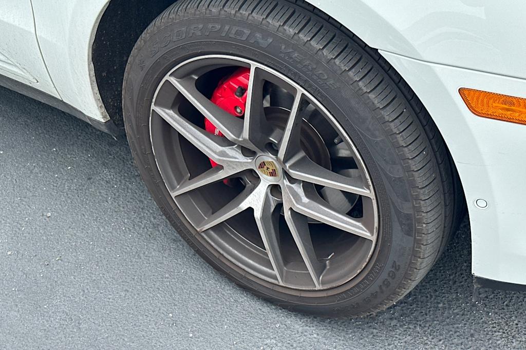 2023 Porsche Macan S 12